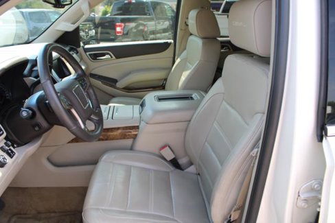 Used 2015 GMC Yukon Denali w/ Touring Package image 14