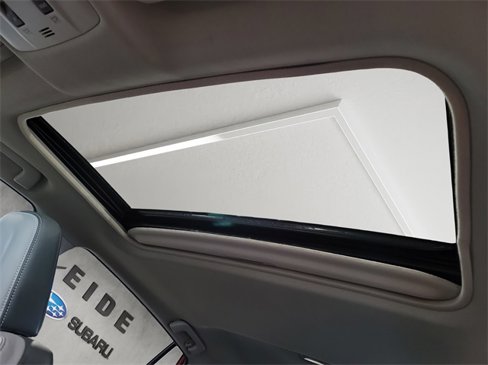 Used 2015 Toyota RAV4 Limited image 11