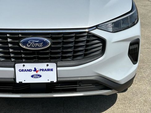New 2025 Ford Escape Active image 9