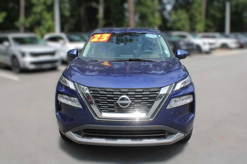 Used 2023 Nissan Rogue SV image 16