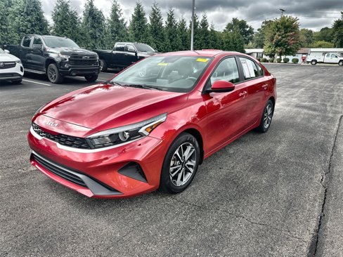 Used 2022 Kia Forte LXS image 4