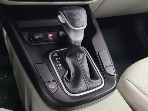 Used 2022 Kia Soul LX image 25