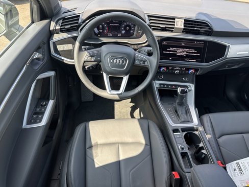 Certified 2025 Audi Q3 2.0T Premium w/ Convenience Package image 7