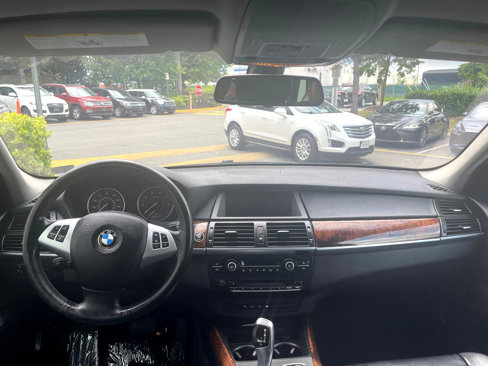 Used 2011 BMW X5 xDrive50i image 27