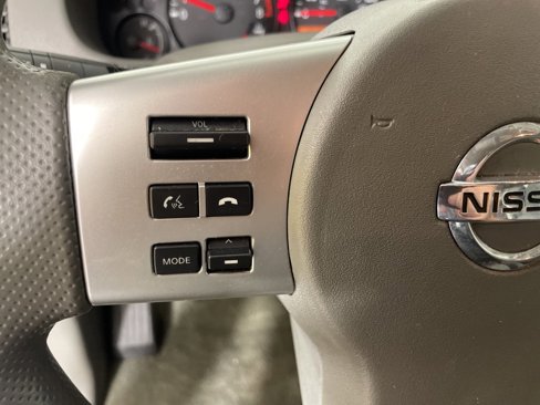 Used 2017 Nissan Frontier SV image 20