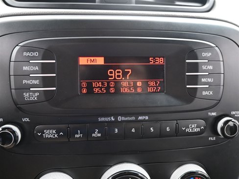 Used 2015 Kia Soul image 14
