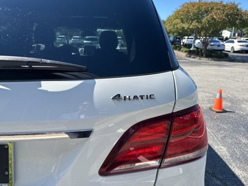 Certified 2017 Mercedes-Benz GLE 350 4MATIC image 6