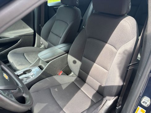 Used 2022 Chevrolet Malibu LT image 34