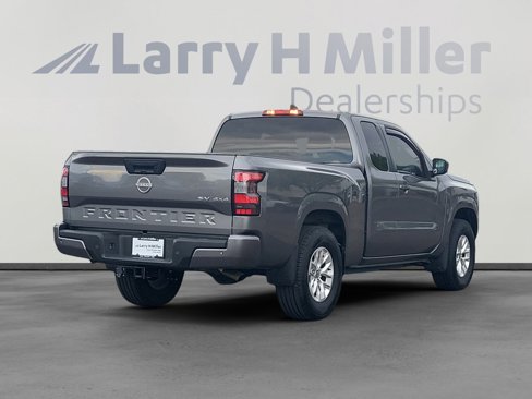 Used 2024 Nissan Frontier SV w/ Technology Package image 5