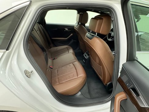 Used 2019 Audi A4 2.0T Premium w/ Convenience Package image 16