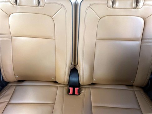 Used 2022 Lincoln Aviator Black Label Grand Touring w/ Class IV Trailer Tow Package image 13