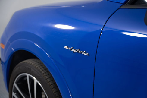 Used 2024 Porsche Cayenne E-Hybrid image 23