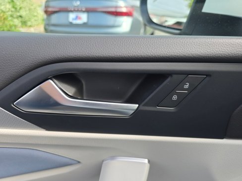 New 2025 Volkswagen Jetta SE image 26