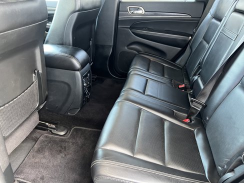 Used 2017 Jeep Grand Cherokee Limited w/ Luxury Group II image 20