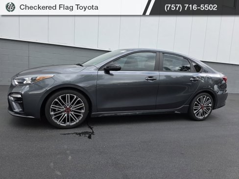 Used 2021 Kia Forte GT image 2