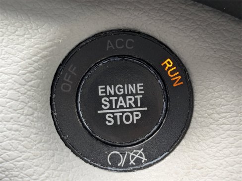 Used 2020 Jeep Cherokee Limited image 29