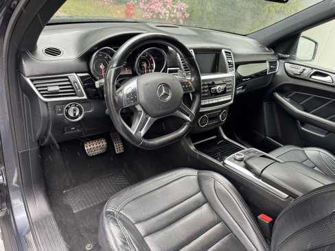 Used 2012 Mercedes-Benz ML 63 AMG 4MATIC image 14