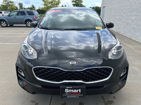 Used 2022 Kia Sportage LX image 2