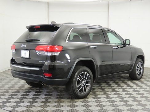 Used 2017 Jeep Grand Cherokee Limited w/ Luxury Group II image 5