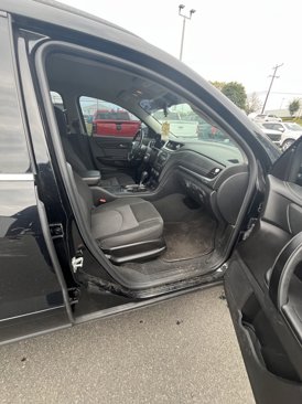 Used 2017 Chevrolet Traverse LT image 12