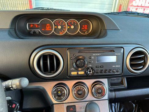 Used 2013 Scion xB image 19
