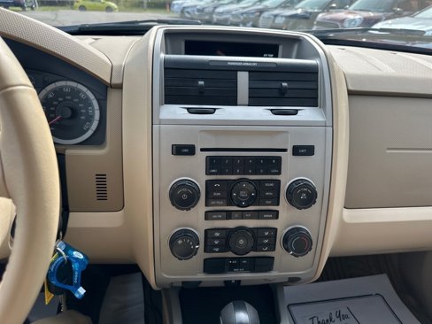Used 2009 Ford Escape XLT image 30