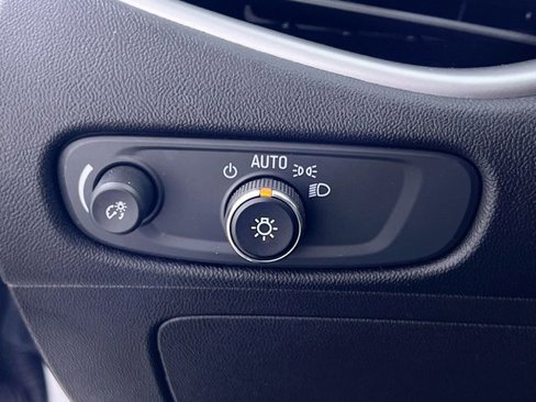 Used 2023 Chevrolet Malibu LT image 26