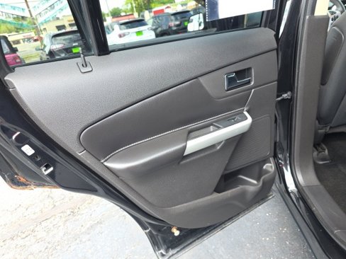 Used 2013 Ford Edge SE image 27