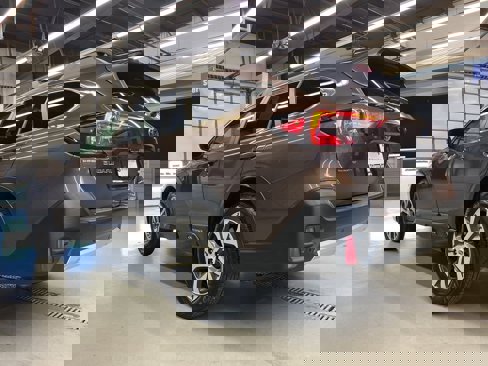 Certified 2020 Subaru Outback Limited w/ Popular Package #2 image 5