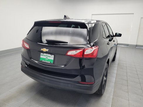 Used 2020 Chevrolet Equinox LS w/ LS Convenience Package image 7
