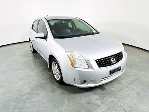 Used 2008 Nissan Sentra 2.0 SL w/ Sunroof Pkg image 3