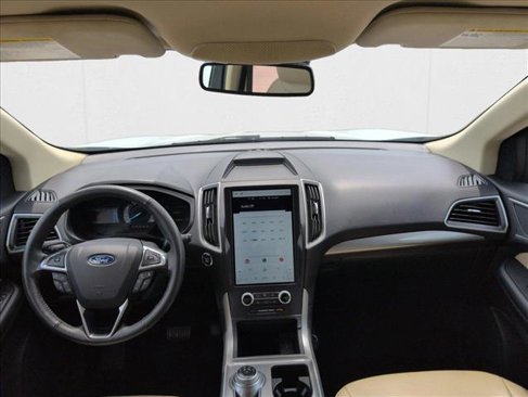 Used 2024 Ford Edge SEL image 17