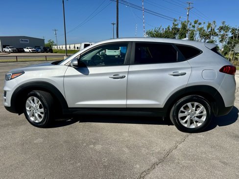Used 2019 Hyundai Tucson SE image 2