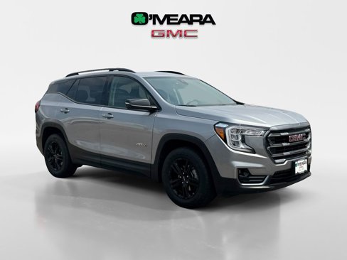 Used 2023 GMC Terrain AT4 image 7