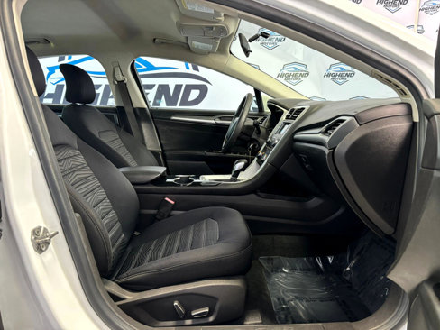 Used 2016 Ford Fusion SE image 21