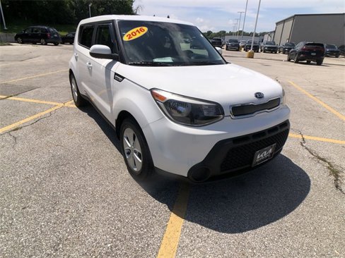 Used 2016 Kia Soul image 1