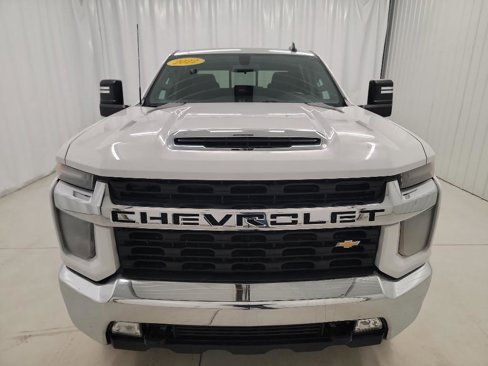 Used 2022 Chevrolet Silverado 3500 LT image 2