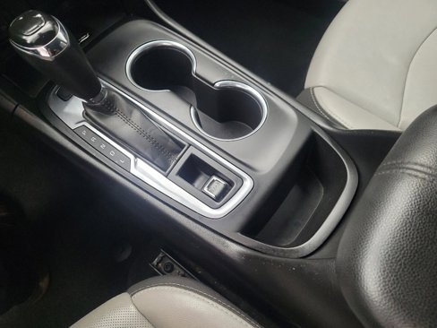Used 2018 Chevrolet Equinox Premier image 26