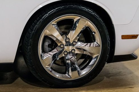 Used 2013 Dodge Challenger R/T image 37