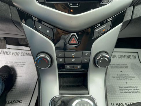 Used 2012 Chevrolet Cruze Eco image 23