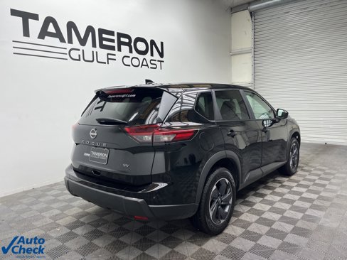 Used 2024 Nissan Rogue SV image 7