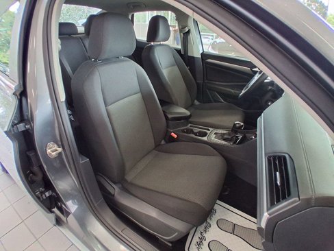 Used 2019 Volkswagen Jetta S w/ Driver Assistance Package image 23