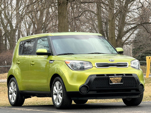 Used 2015 Kia Soul + image 2