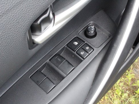 Used 2024 Toyota Corolla SE image 13