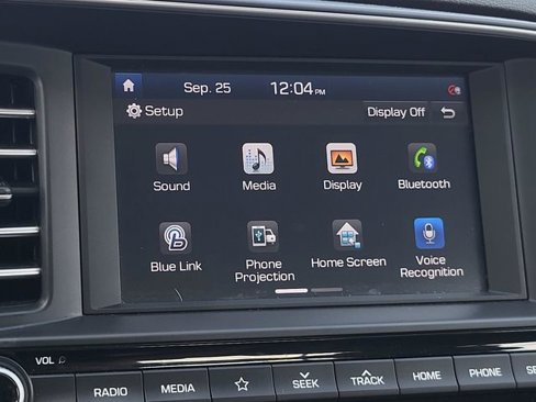 Used 2020 Hyundai Elantra Limited image 36