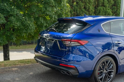 Used 2022 Maserati Levante Modena image 11