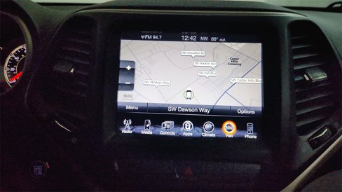 Used 2015 Jeep Cherokee Latitude w/ Comfort/Convenience Group image 19