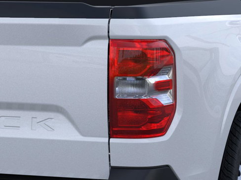 New 2025 Ford Maverick XL image 22