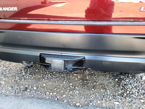 Used 2015 Toyota Highlander LE image 32