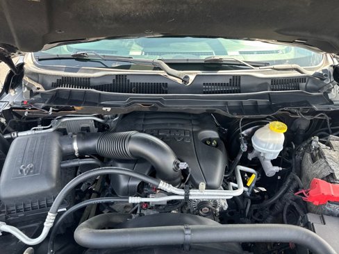 Used 2018 RAM 1500 Laramie w/ Convenience Group image 21